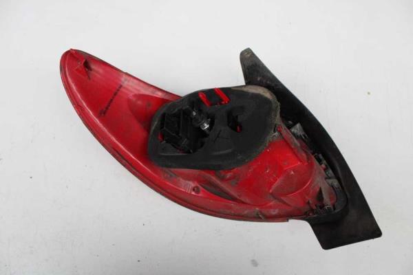 FEU ARRIERE DROIT PEUGEOT - Vue 2